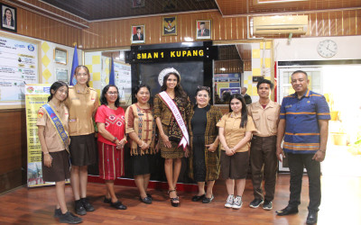 Kunjungan & Motivasi Putri NTT 2024 di SMAN 1 Kupang
